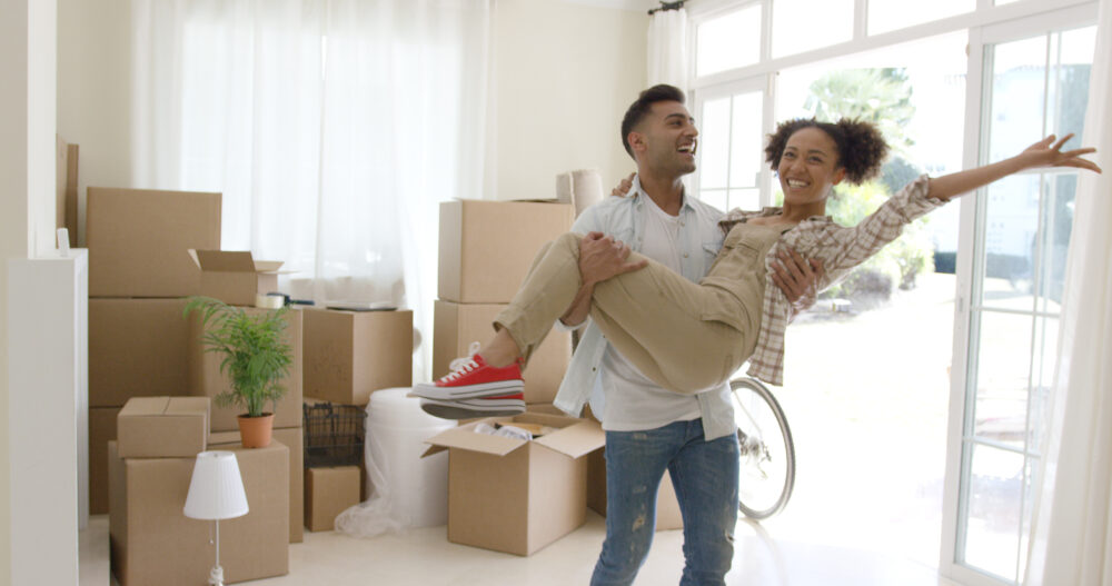 4 Valuable Tips For Keeping Your Home Clean And Organized After A Move